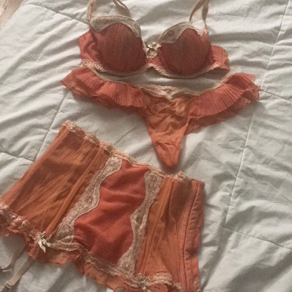 Lingerie set